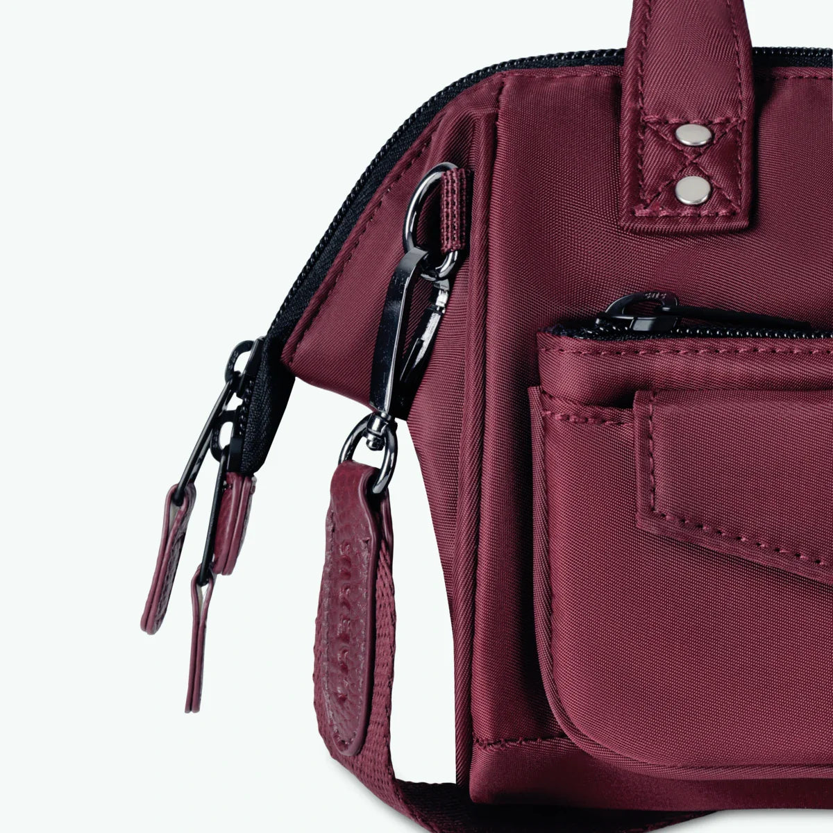 Crossbody Adventurer Small Davao
